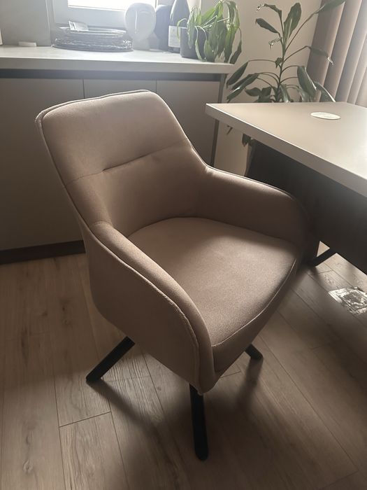 Set 4 Scaune rotative Dining/Living Tip Fotoliu  in stare excelenta