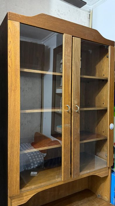 Шкаф  книжный...