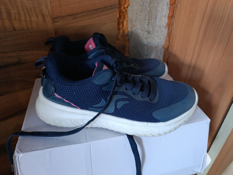 Лот от 3 чифта детски обувки