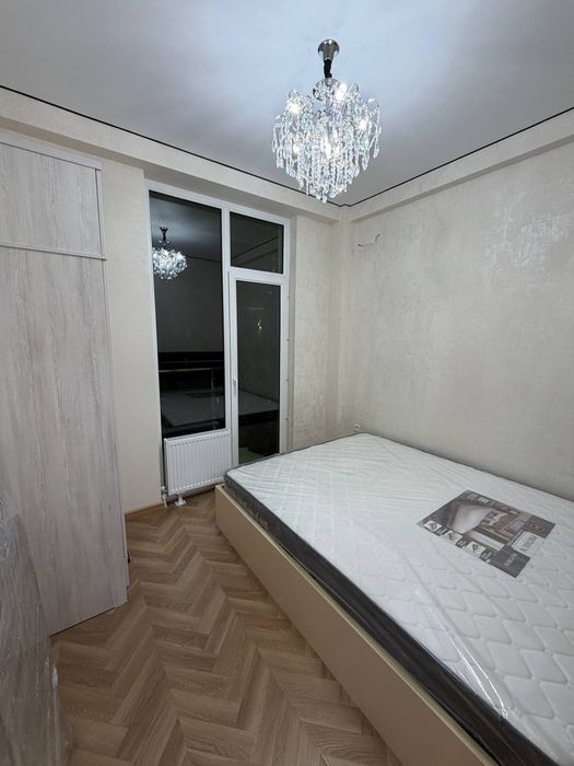 Продается 2/4/16 40м2 в ЖК "Хон Сарой", ор-р: массив Куйлюк-2