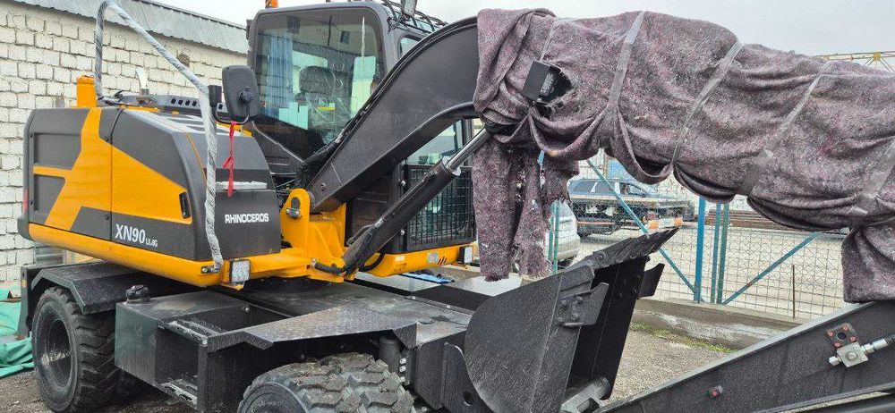 XN90LX-9G русумли гилдиракли мини-экскаватор - 0,3 м/куб