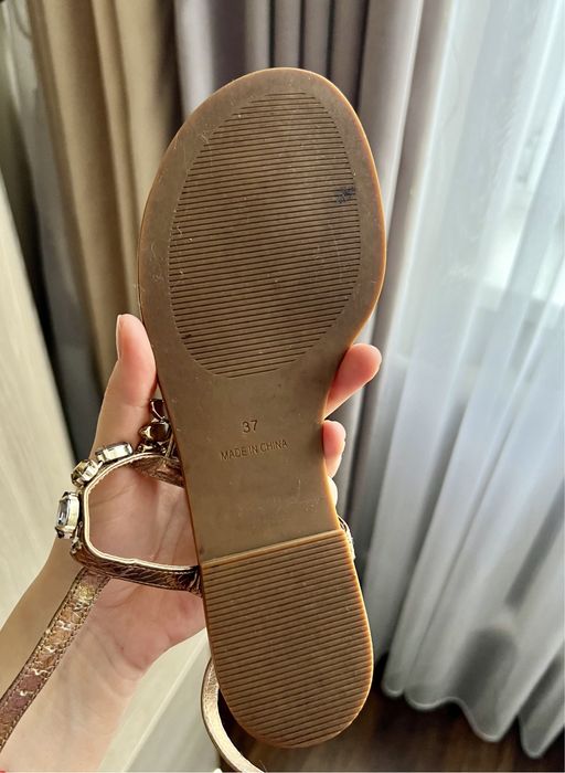 Босоножки, 37 размер