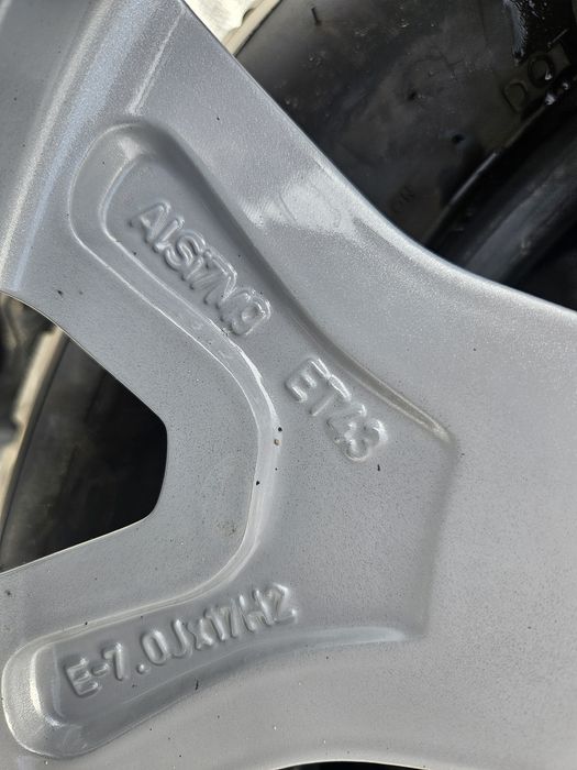 Vând jante r17 Audi A 1 5×100