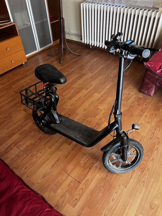 Trotineta electrica scuter