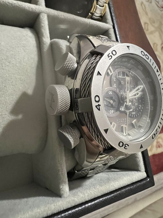 Продаются мужские часы "Invicta"