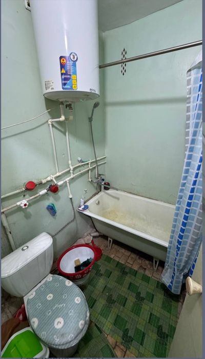 Oxunboboyev massiv dokanalda 1 xonali uy sotiladi.