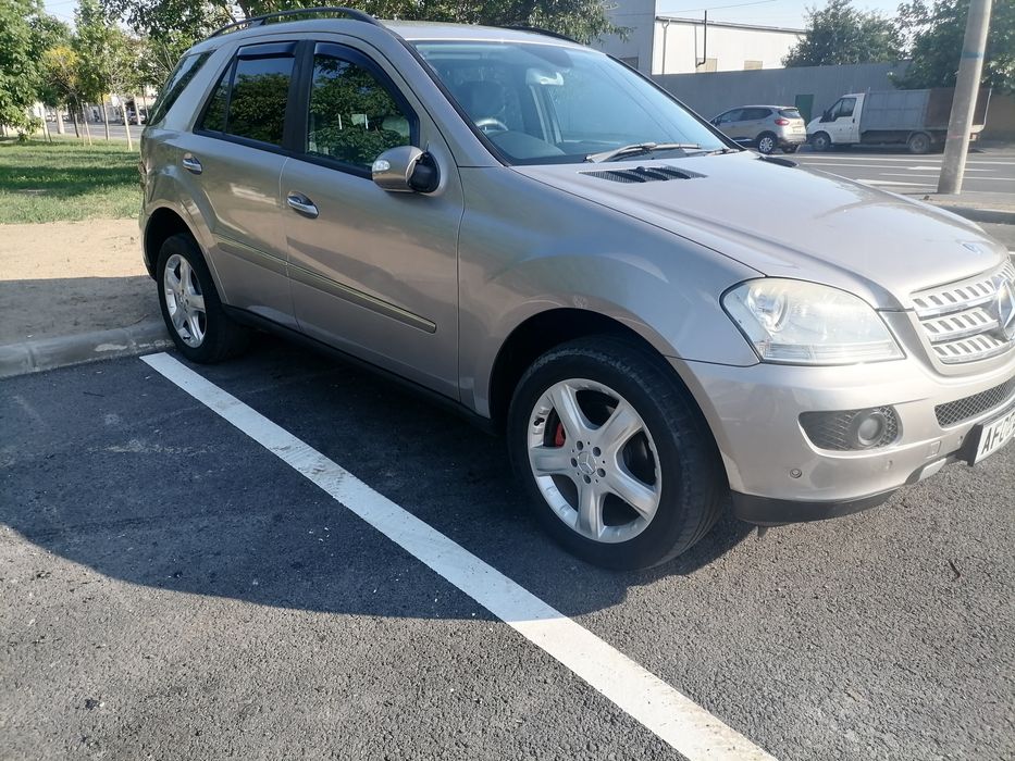 Fata completa  ML 320 w164 2006(bara, capota, grila, aripi,, faruri)
