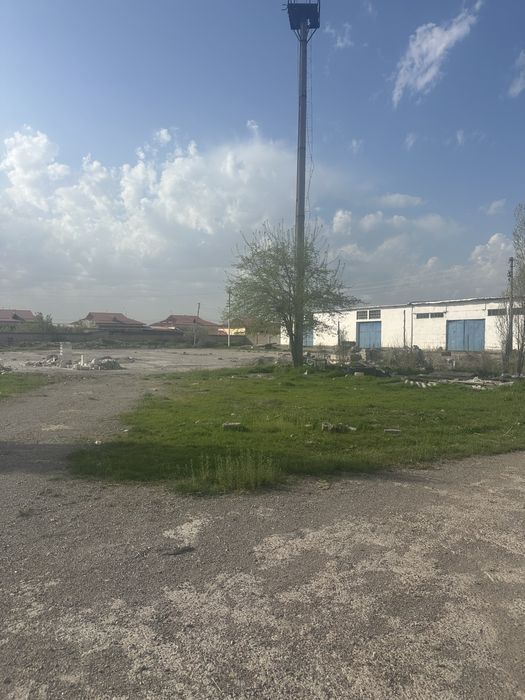Продам базу 1.5 гектар Отличная локация , идиально под Ваш бизнес !