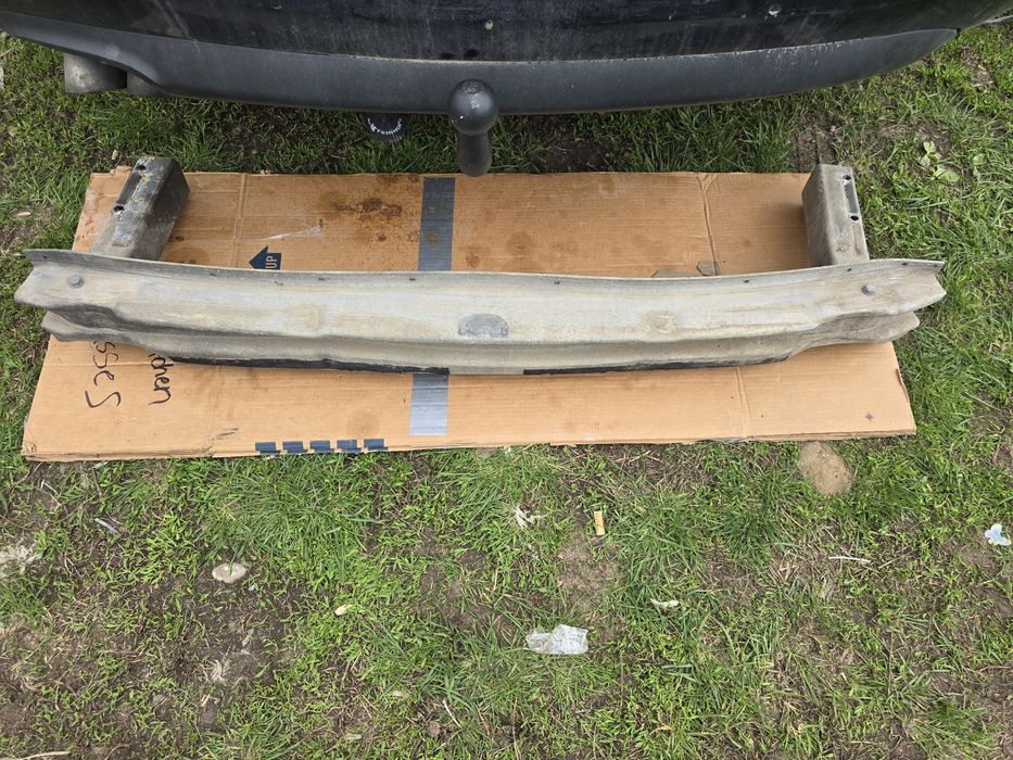 Armatura/ Trager bara spate Audi A4 B7