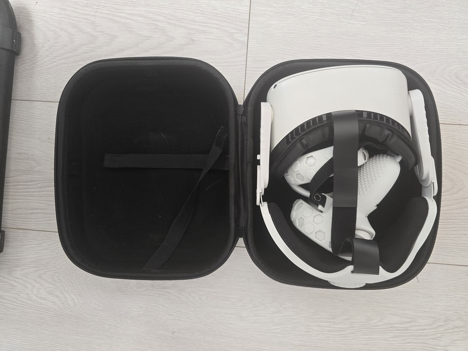Scaun Playseat Challenge + Volan Thrustmaster t300 rs Gt