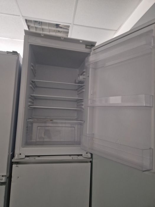 Хладилник за вграждане Inventum 85см А++