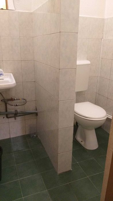 spatiu comercial de inchiriat amplasat pe strada intens circulata in Deva zona centrala