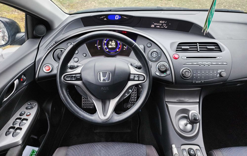 Honda Civic 1.8 i-Vtec 140 cp EURO 5