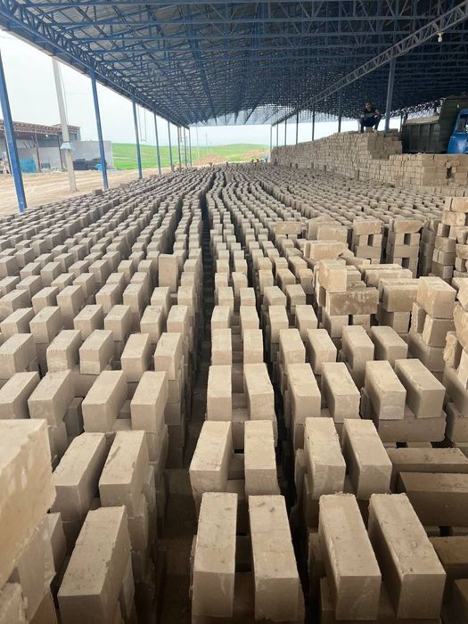 Pishgan va xom gʻisht bor