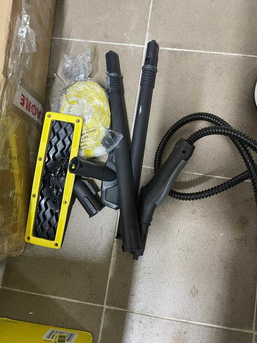 Aparat de curățat cu abur Kärcher SC 3 Deluxe, presiune 3,5 bari, 1900 W, 75 m²