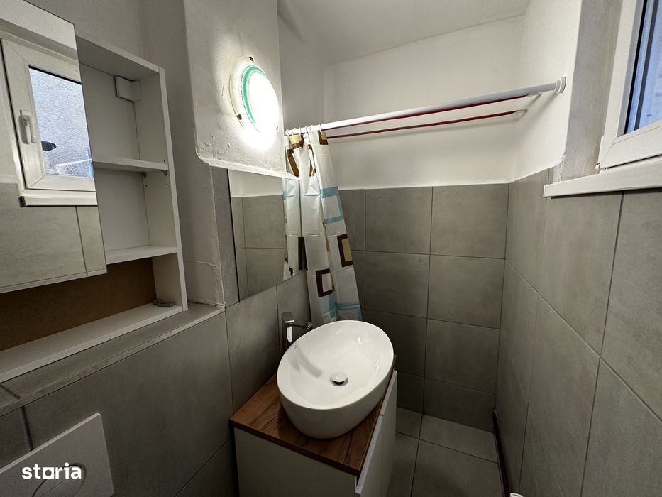 Apartament 2 camere modernizat / Etaj intermediar / Aleea Săvinești
