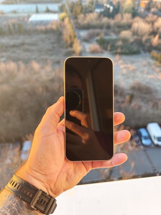 Oneplus 15 sandstone