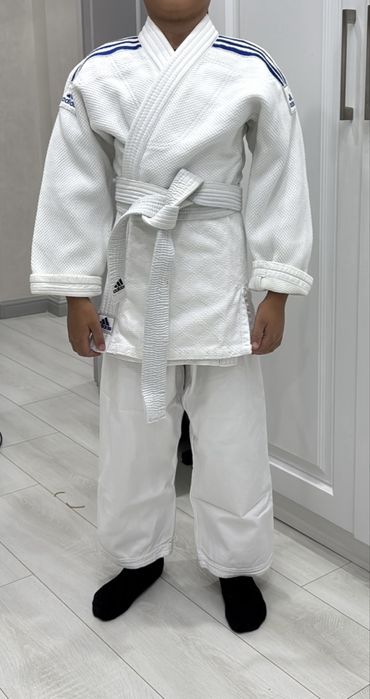 Продам кимоно для дзюдо