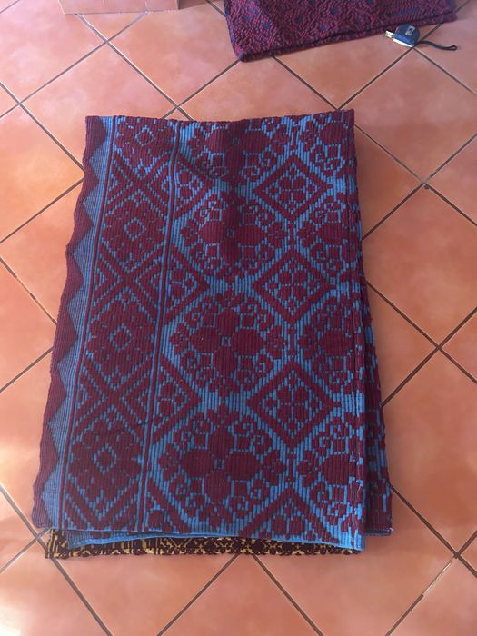 velinte tesute manual din lana