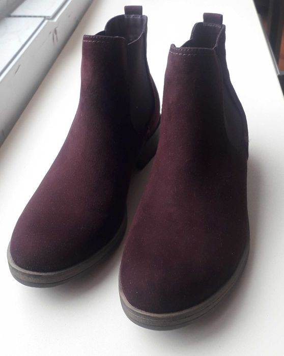 Боти с ниска подметка в цвят бордо