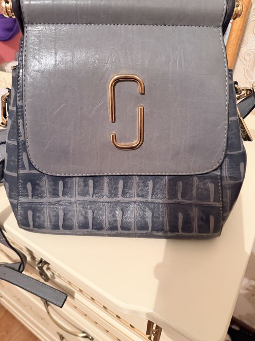 Продается сумки в хорошем состояний