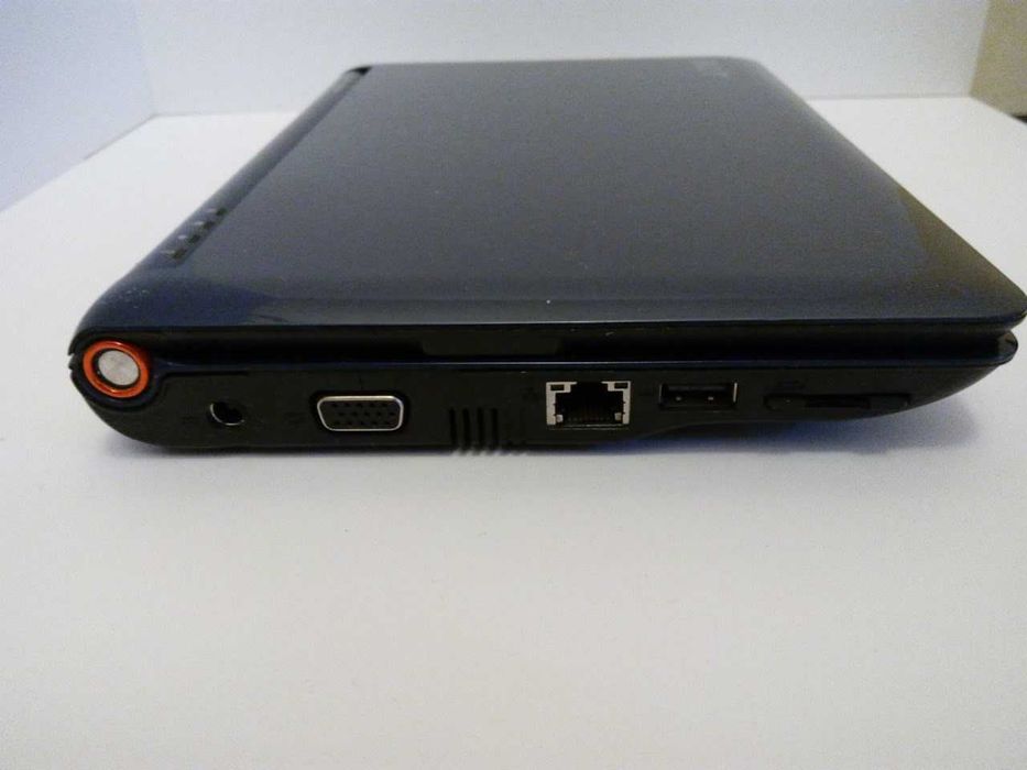 нетбук Асеr Aspire one  без блока питания