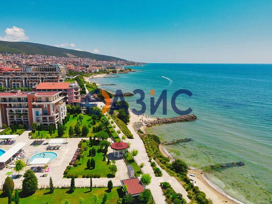 Продава се Тристаен апартамент в Свети Влас - 105 кв.м за 1741 €/кв.м - Снимка #9