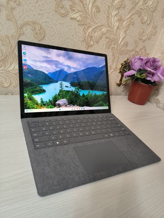 Microsoft Surface Laptop 4