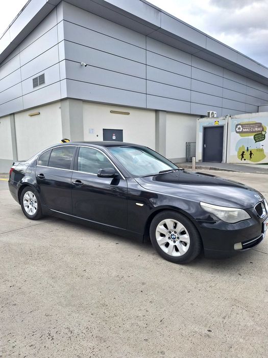 Vînd BMW 530 an 2008 luna 10. În stare bună de funcționare. Cîrlig tractabil. Soft close uși. 320.000 km. Preț 4500 negociabil