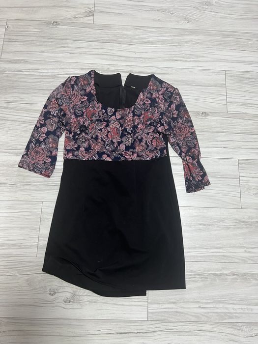 Платье женское.