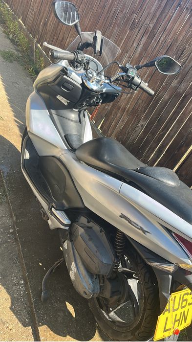 Honda pcx 124cc, an 2103