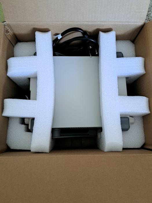 Siglent SDG830 30MHz генератор на функции/произволни вълнови форми
