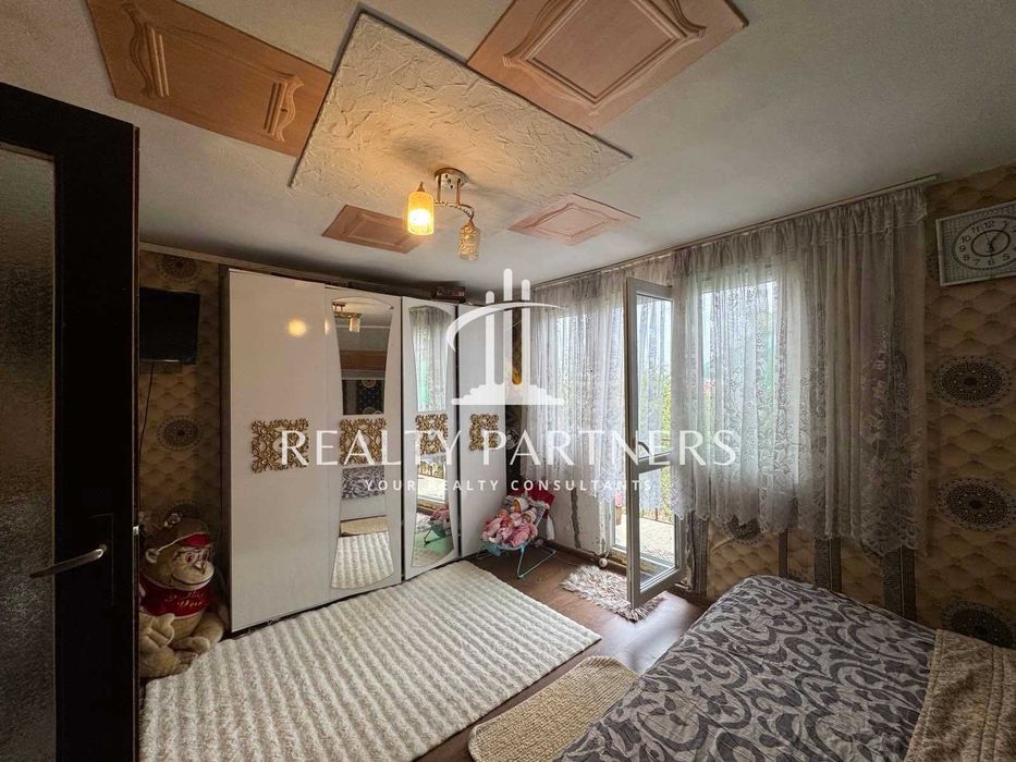 Продава се Къща в с. Кошарево, Област Перник - 120 кв.м за 553 €/кв.м - Снимка #15