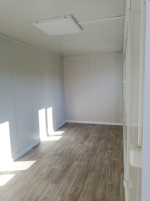 Vand container ,inchiriez containere