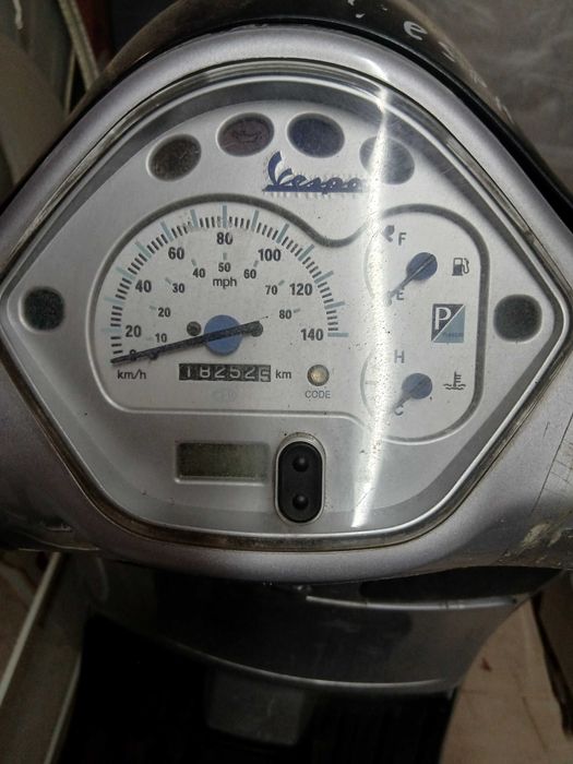 Piaggio vespa 125 2006g