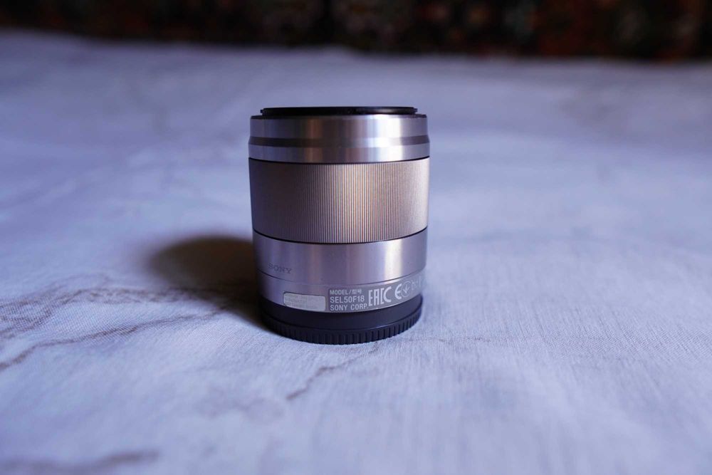 Объектив Sony E 50mm f/1.8 OSS (SEL50F18) Silver