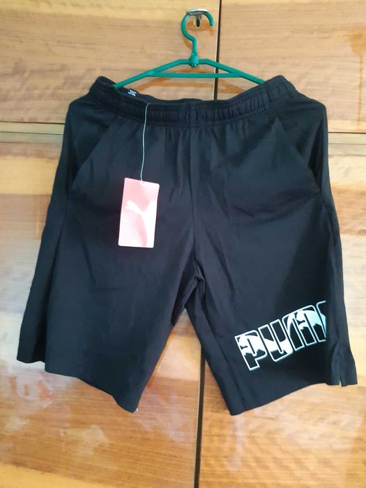 vand pantaloni scurti originali puma nou cu eticheta marimea s