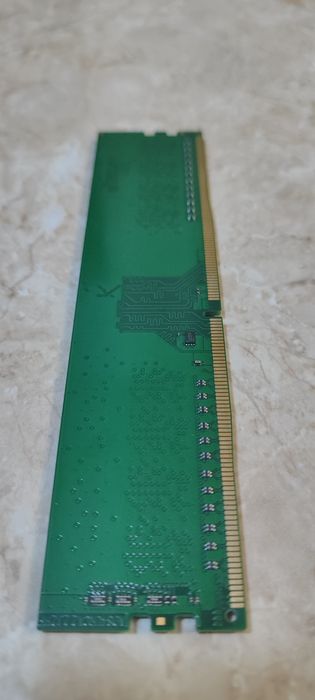 8 ГБ DDR4 3200 MHz (1 плашка).