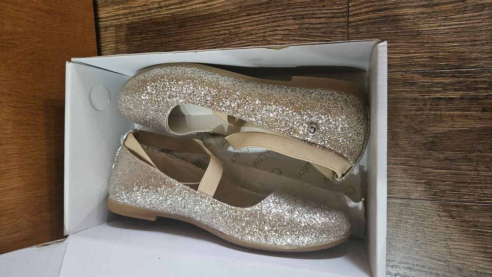 Chaton D'or официалени обувки 35 отлично състояние.