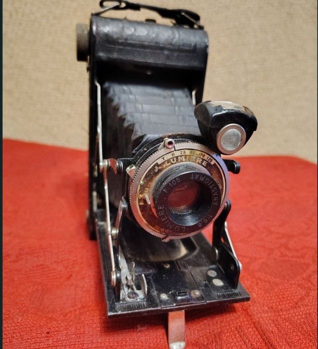 Aparat foto cu burduf vechi superb Kodak Lumiere Royer