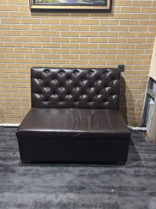 Очень удобная Диван для кафе