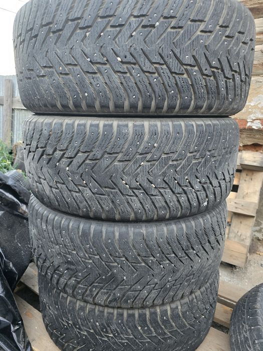 Продам резину 275/55/19