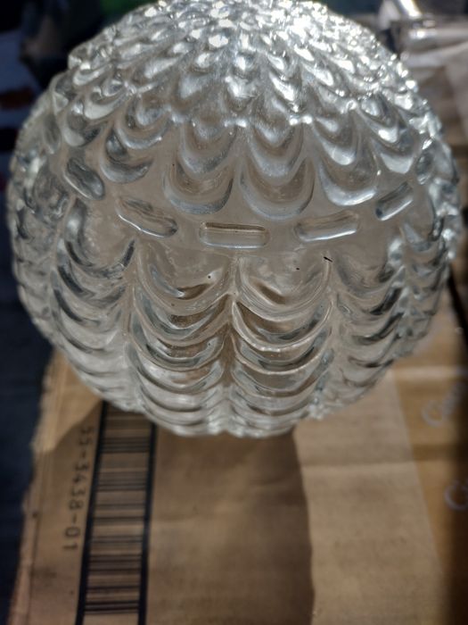 Lustra ceramica foarte rezistenta