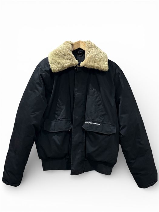 Peak Preformance мъжко зимно дебело яке