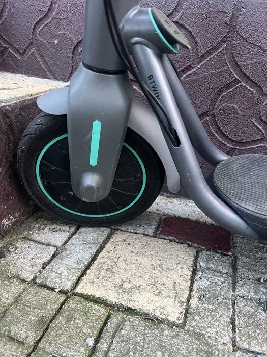 Trotineta electrica B-Twin