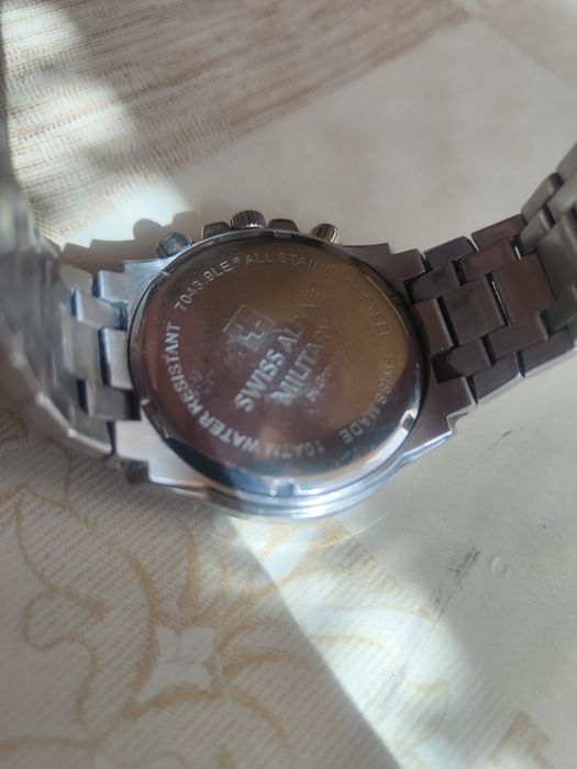 Швейцарски Часовник в добро състояние