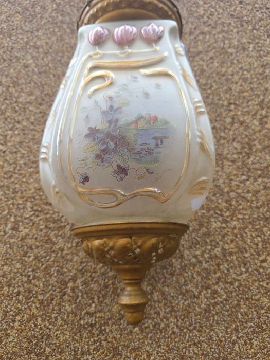 Шкафче за спалня