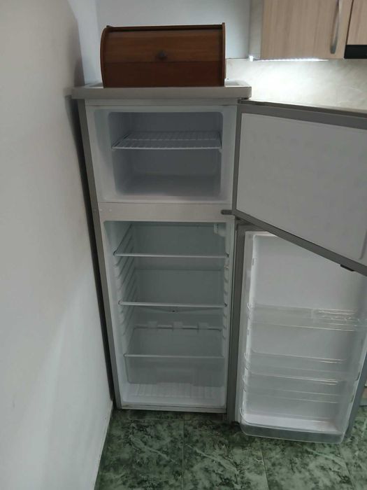 Хладилник NEO BCG-260, сив, Клас A+