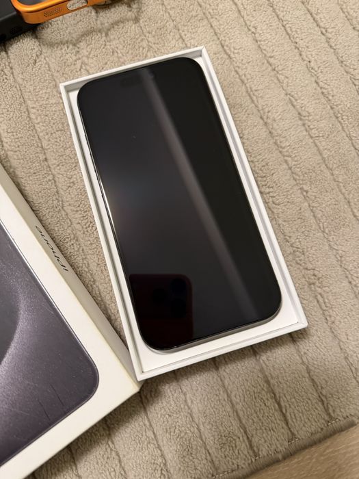 iPhone 15 Pro Black Titanium – 128 GB