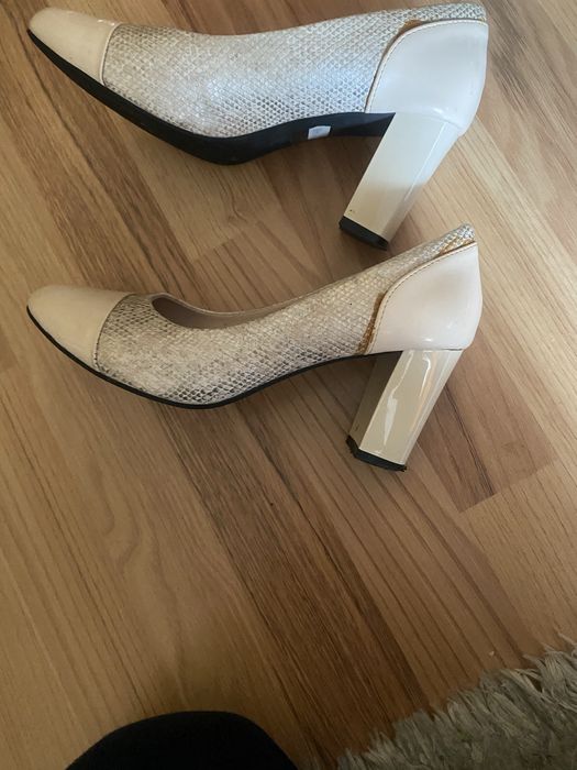 Pantofi dama noi